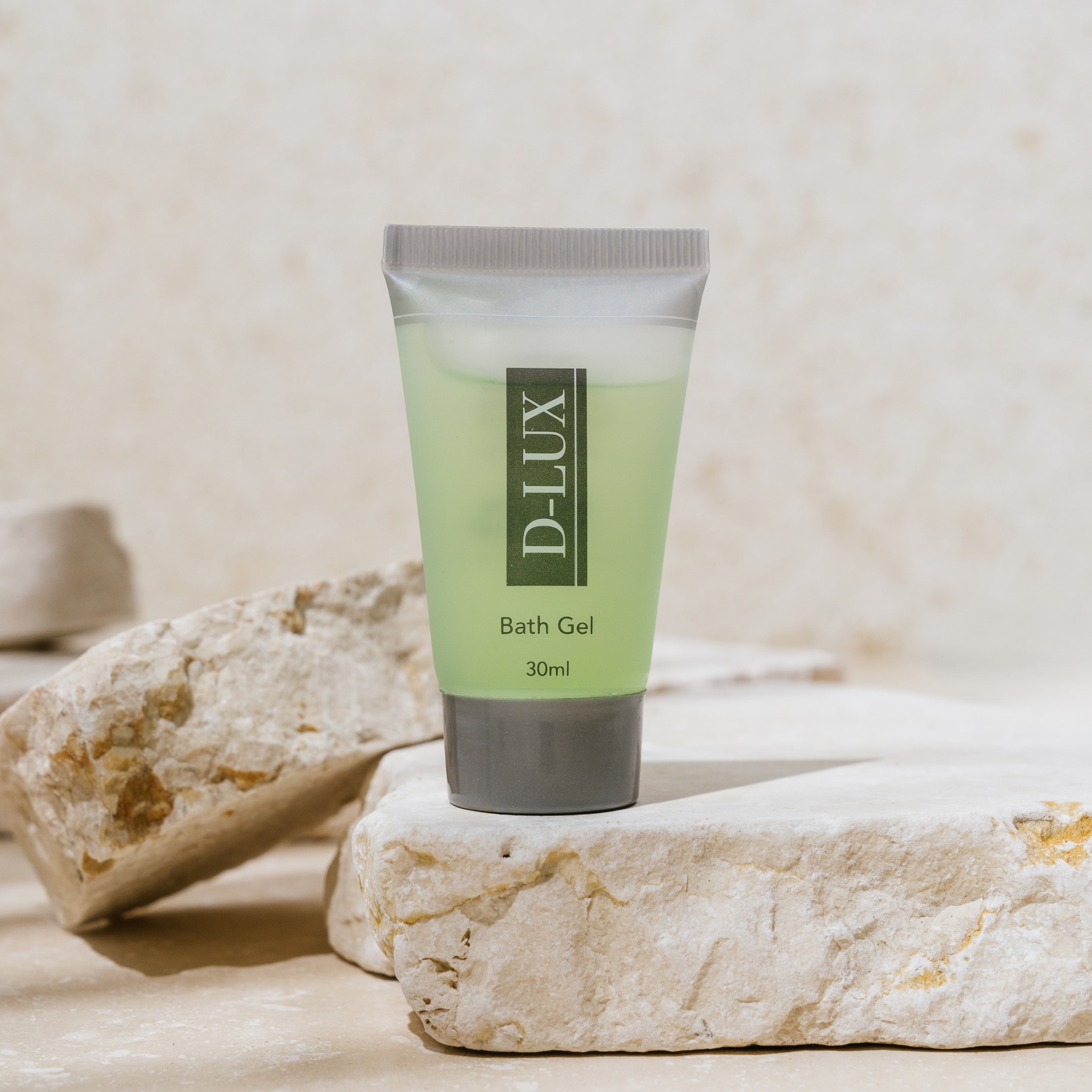 DLux Bath & Shower Gel 30ml Carton of 300